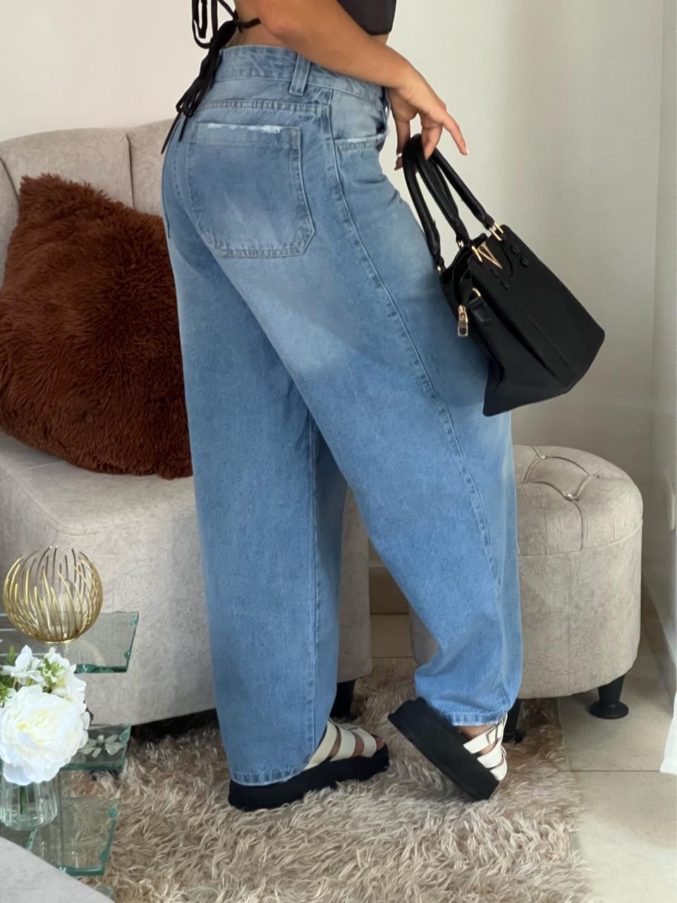 𝗝𝗲𝗮𝗻 𝗕𝗮𝗴𝗴𝘆 𝗗𝗲𝘀𝗰𝗮𝗱𝗲𝗿𝗮𝗱𝗼 𝗔𝘂𝗿𝗼𝗿𝗮